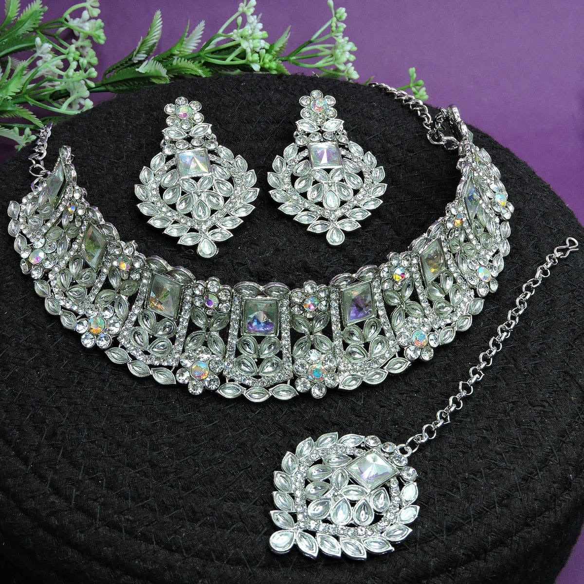 Alloy Choker Necklace Set In White NCNS12510318