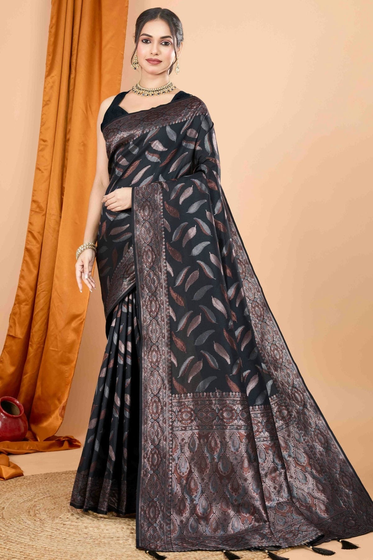 Black Soft Silk Woven Traditional Saree NCSD11110454