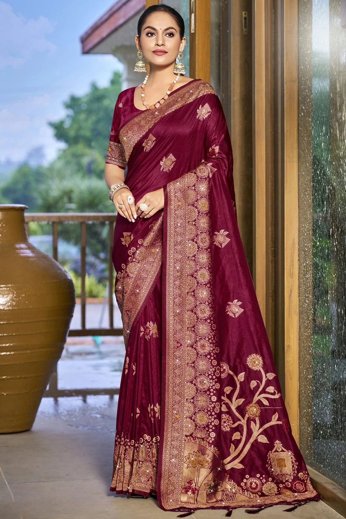Purple Silk Woven Traditional Saree NCSD11010361