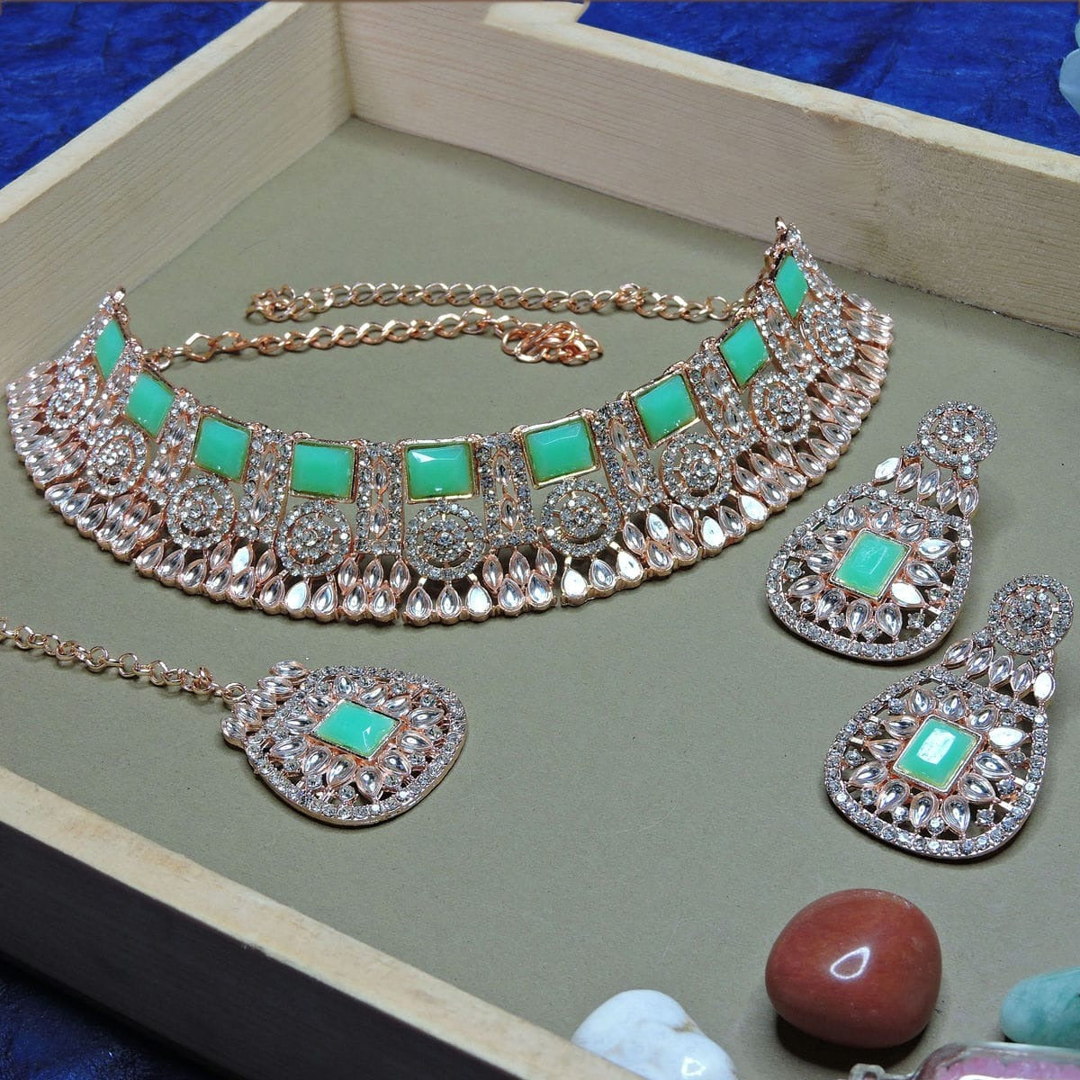 Alloy Choker Necklace Set In Sea Green NCNS12510272