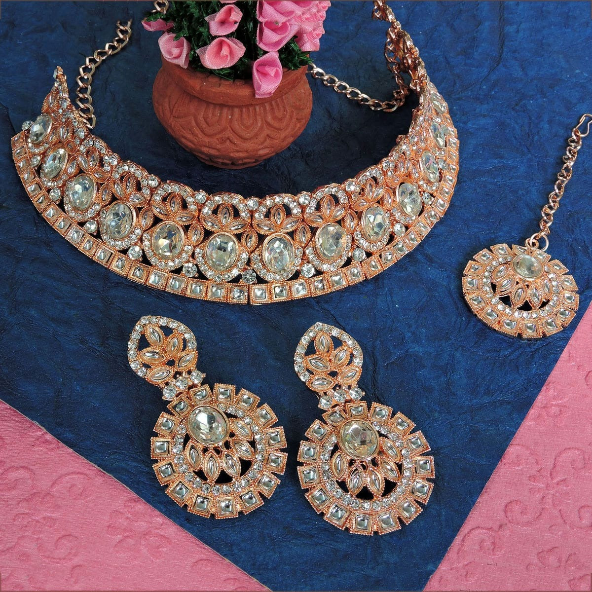 Alloy Choker Necklace Set In White NCNS12510278
