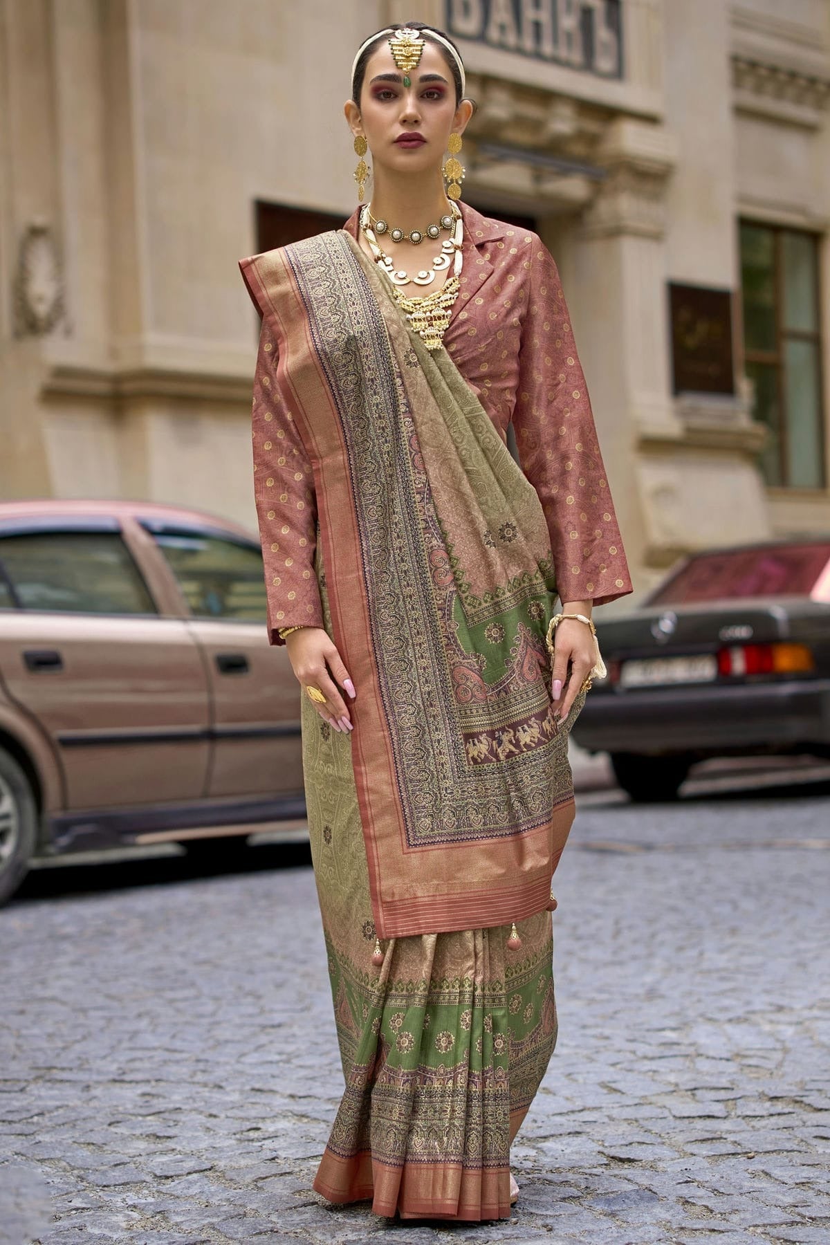 Beige Silk Traditional Saree NCSD11111641