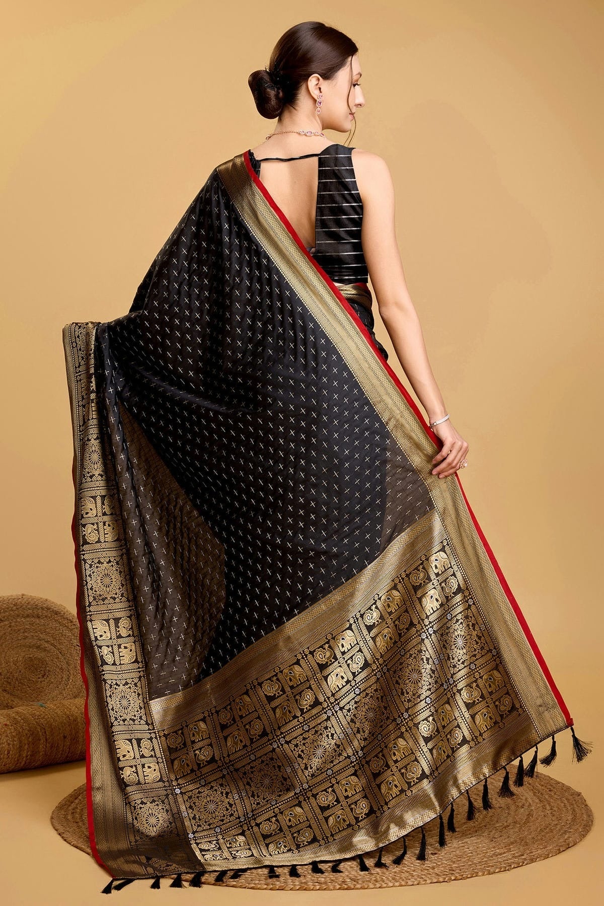 Black Soft Silk Saree NCSD11112559
