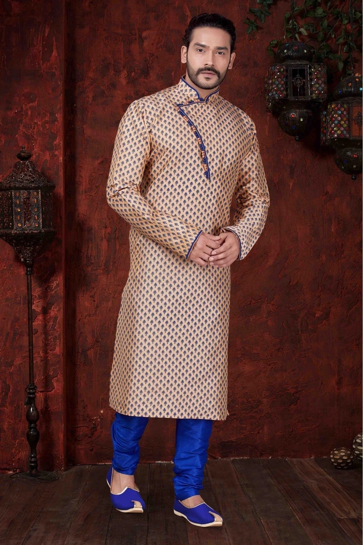 Cream Kurta Pajama In Jarna Print NCKP10410609