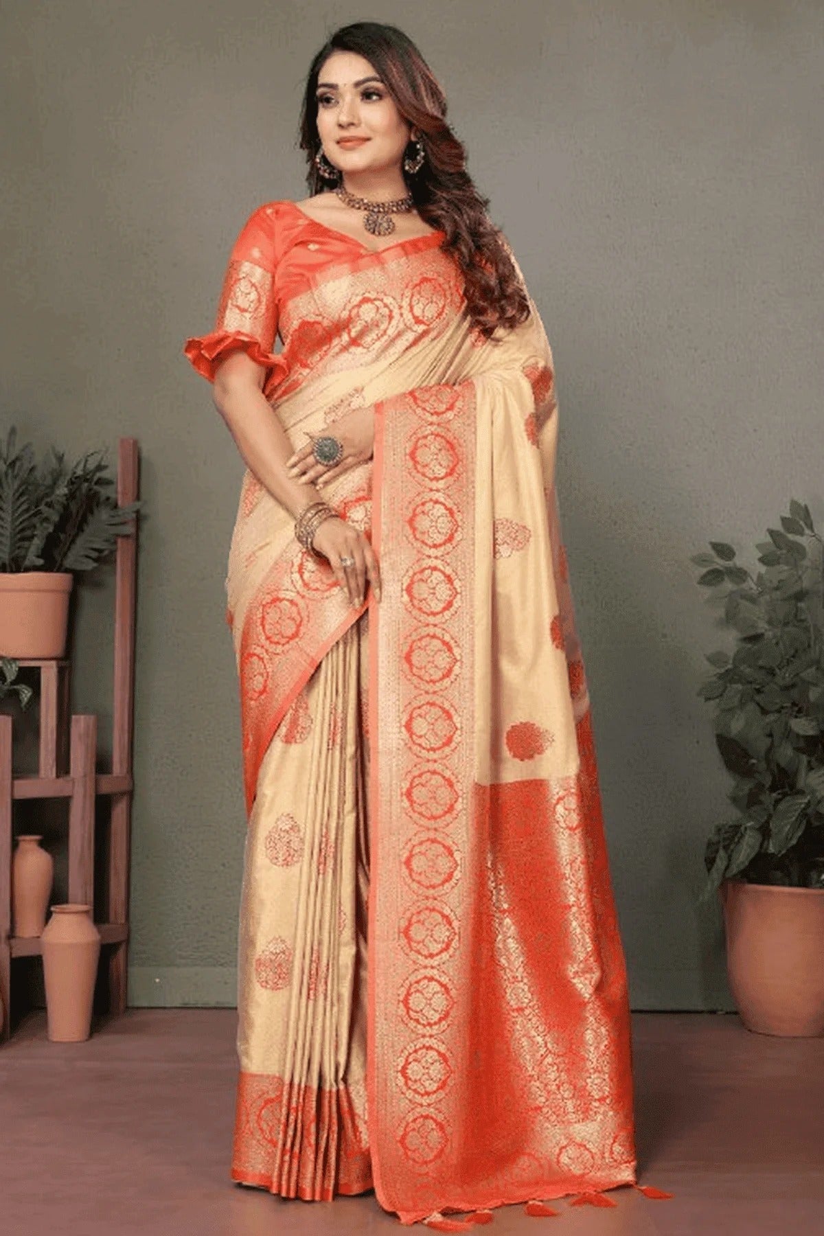 Cream Woven Viscose Silk Traditional Saree NCSD12510174