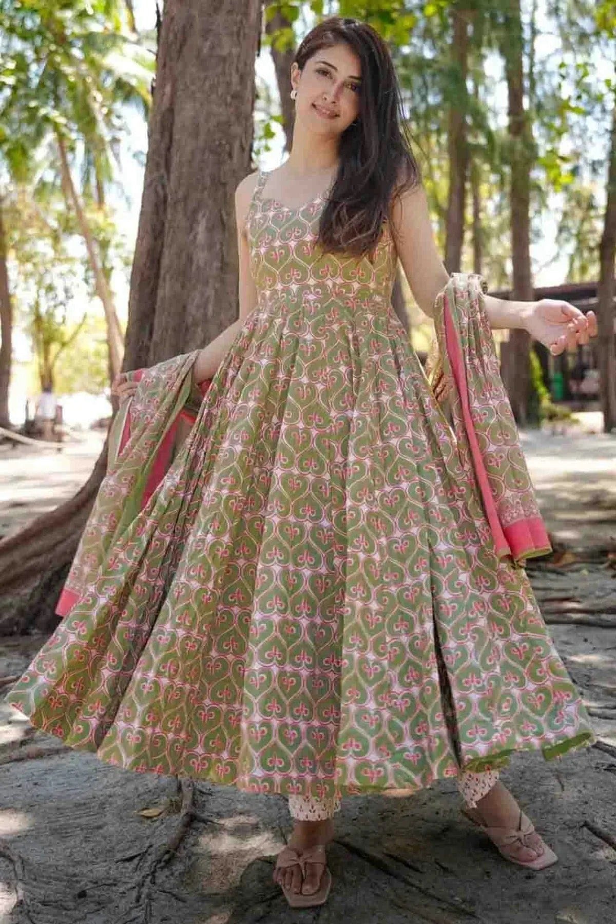 Green Muslin Stitched Suit NCSS11110641