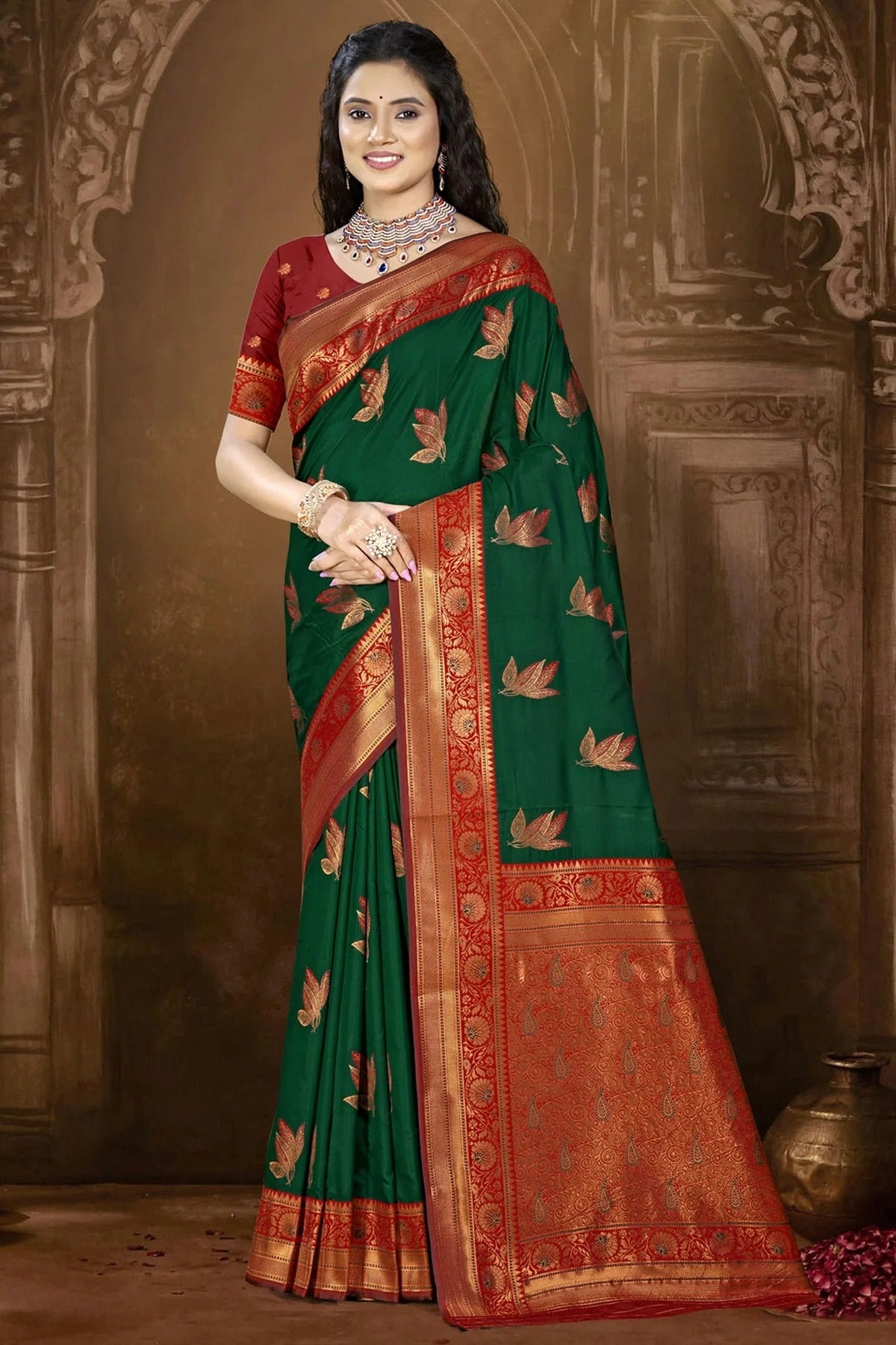Green Silk Woven Traditional Saree NCSD11010276