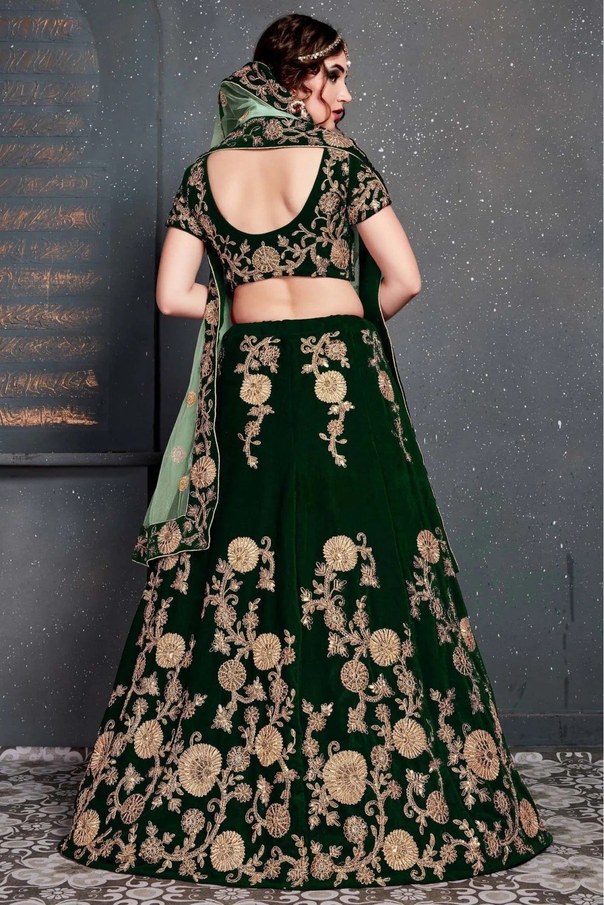 Green Velvet Lehenga Choli NCLC10110270