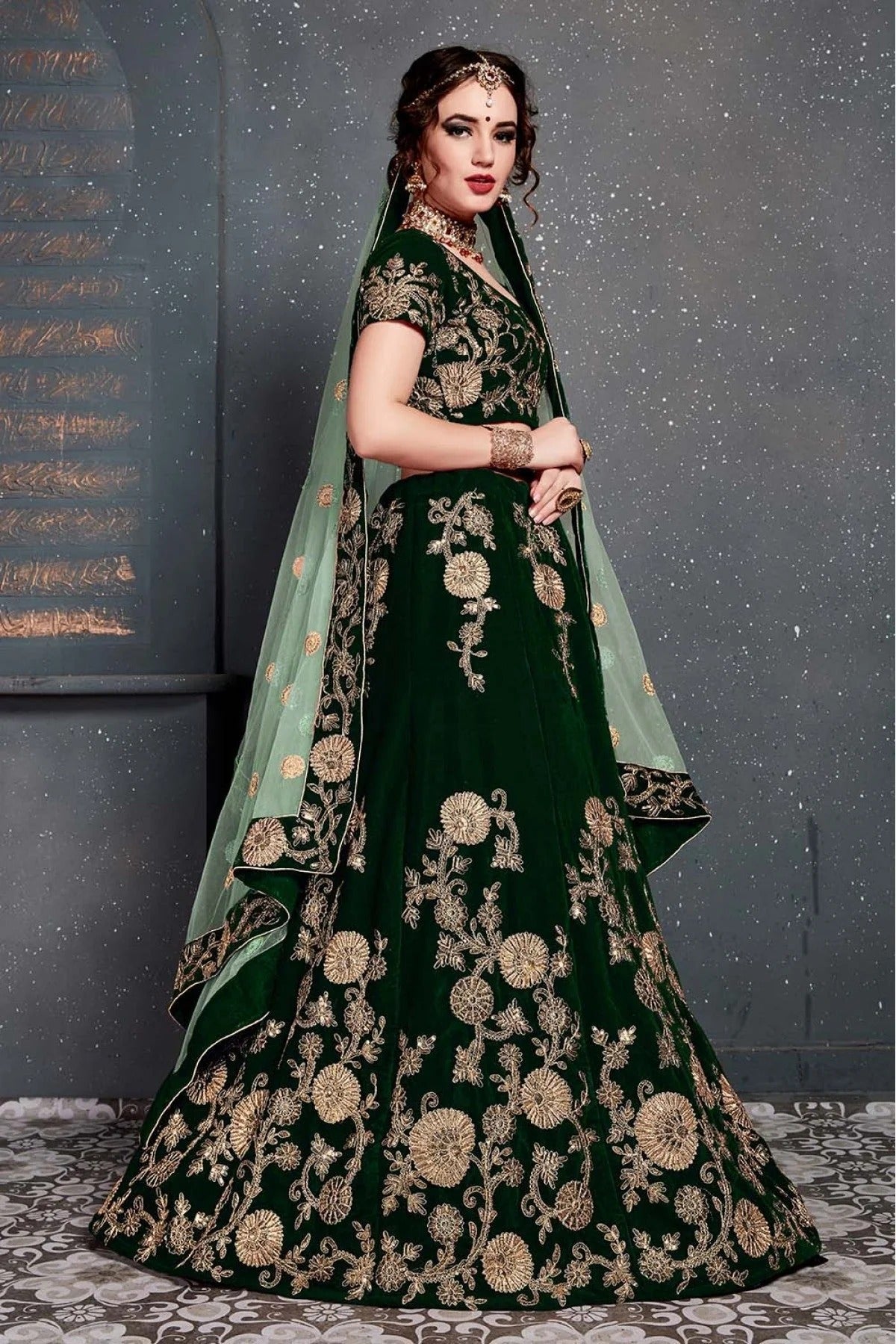 Green Velvet Lehenga Choli NCLC10110270