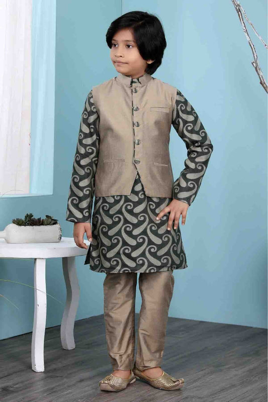 Green and Brown Handloom Silk Kurta PajamaWith Jacket NCBW10710719