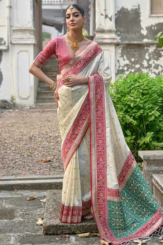 White Banarasi Silk Traditional Saree NCSD12610124